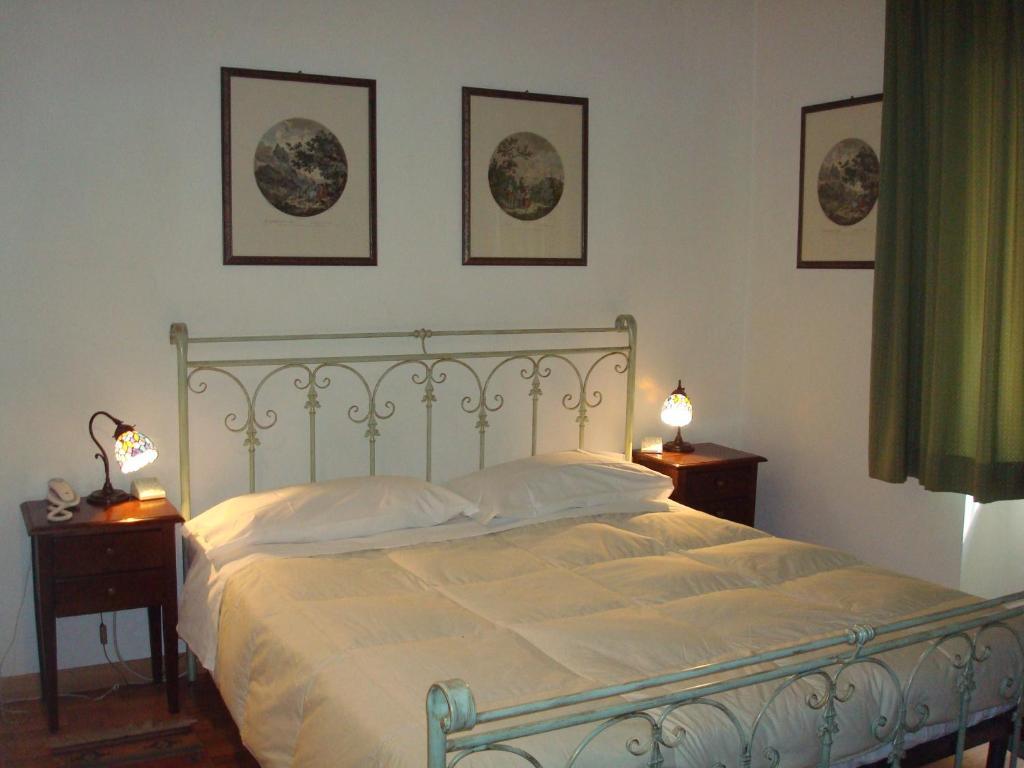 Albergo La Sfinge キウージ 部屋 写真