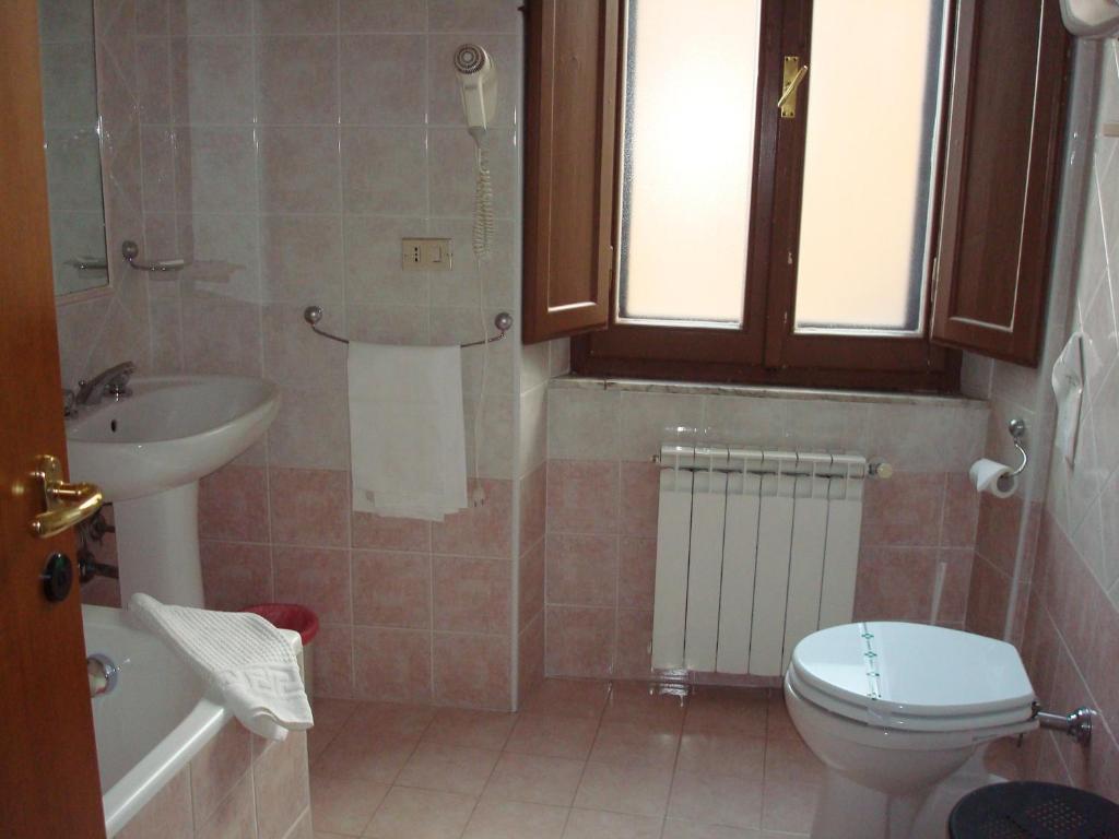 Albergo La Sfinge キウージ 部屋 写真